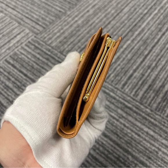 Vintage Celine compact wallet - Picture 6 of 13